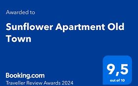 Sunflower Apartment Old Town